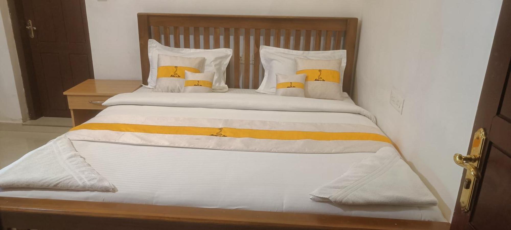 Mother'S Inn Homestay Коччи Экстерьер фото